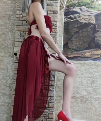 Тамила, 25